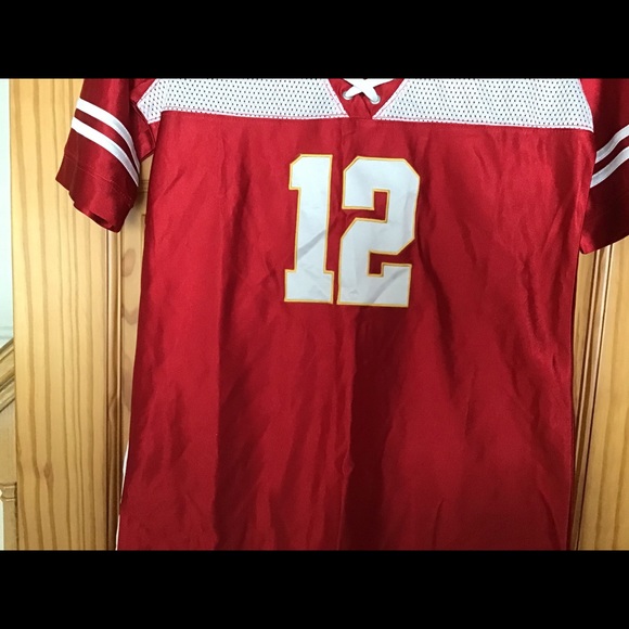 FOOTBALL PLAYER COSTUME HALLOWEEN SZ M QUARTERBACK RED WHITE - Picture 3 of 15